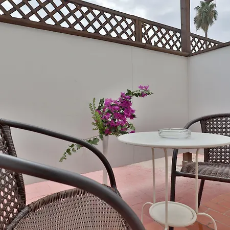 Oasis Hotel